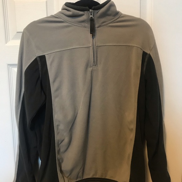 Gray tee - Picture 2 of 3